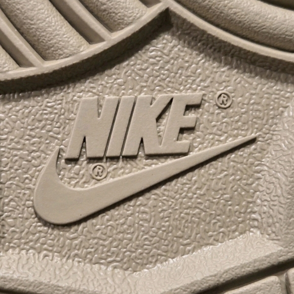 Nike Dunk Hi Retro PRM "Tan Suede" sneakers US Men's Size 10 - Picture 9 of 9